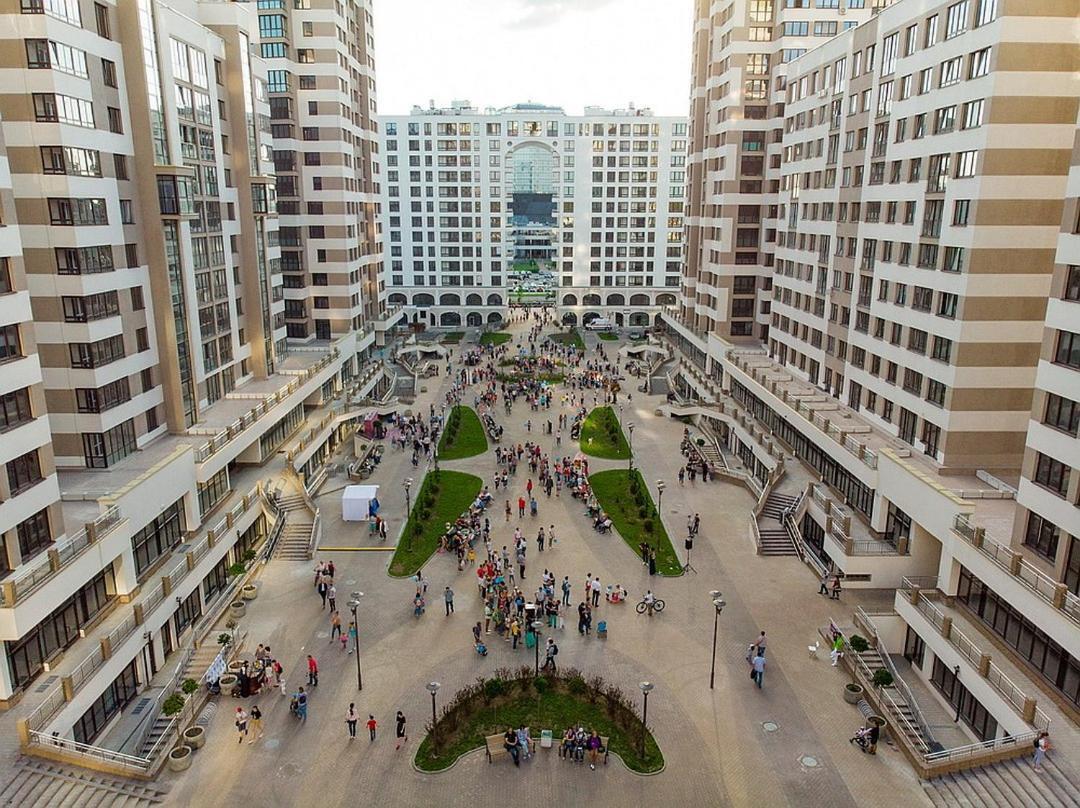 Premium Apartments Klimt On Picasso Boulevard Minsk Ngoại thất bức ảnh